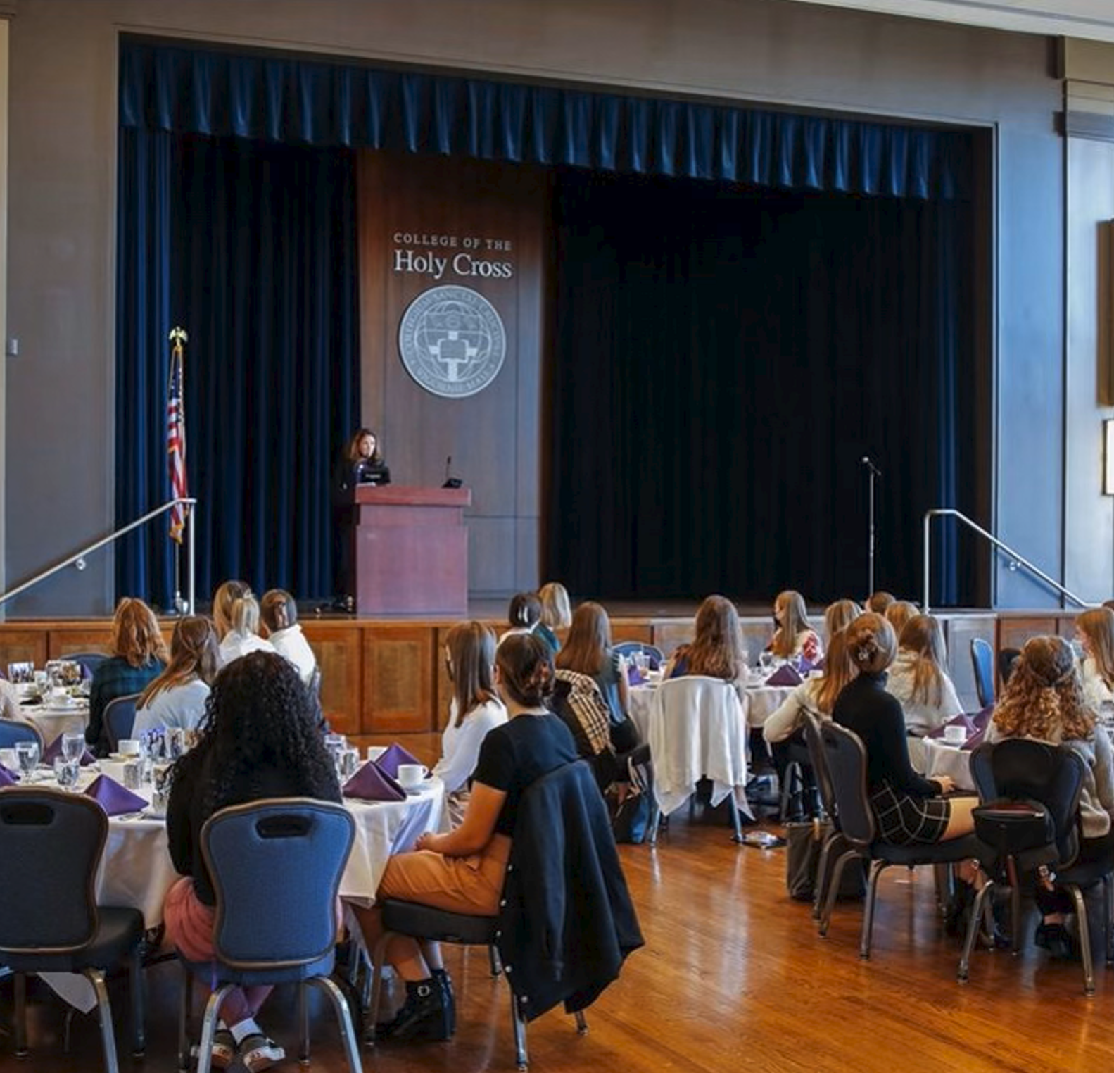 Faculty and Alumni Join Aspiring Students at 2021 Women in Business Conference