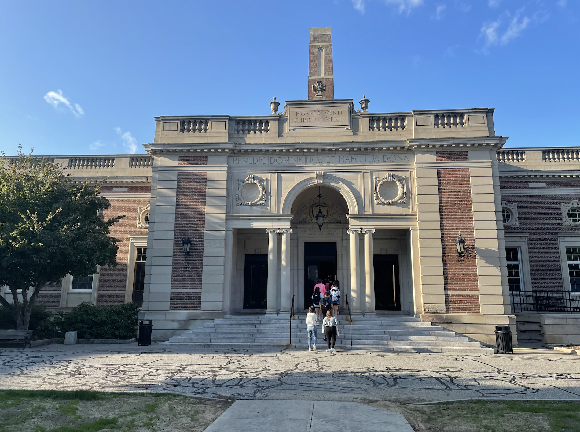 A Reflection on Holy Cross Dining This Year