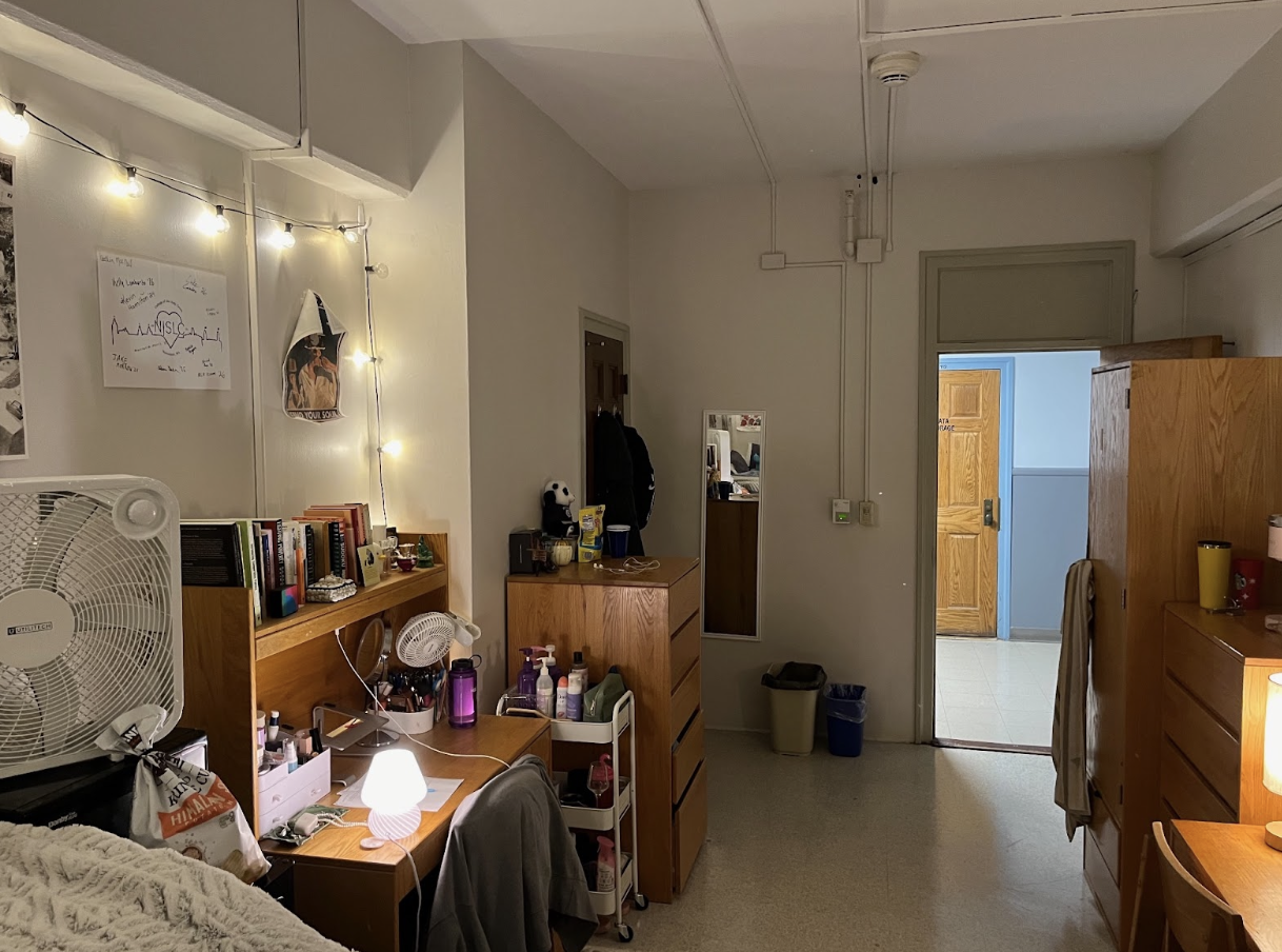 Peep My Crib: Kelly Lombardo ’26 and Maddie Foard ’26