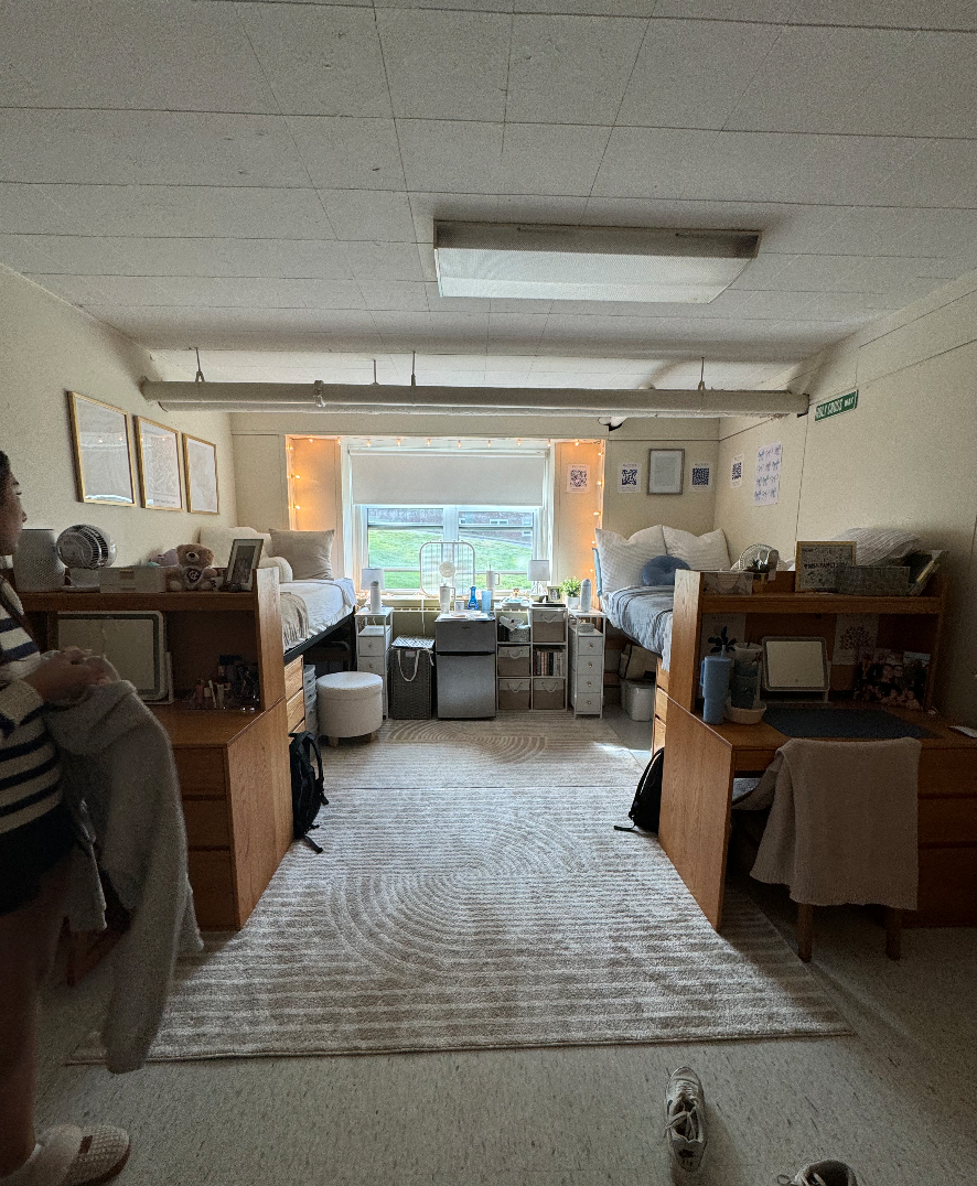 Peep my Crib Clark 131: Kelsey and Susan