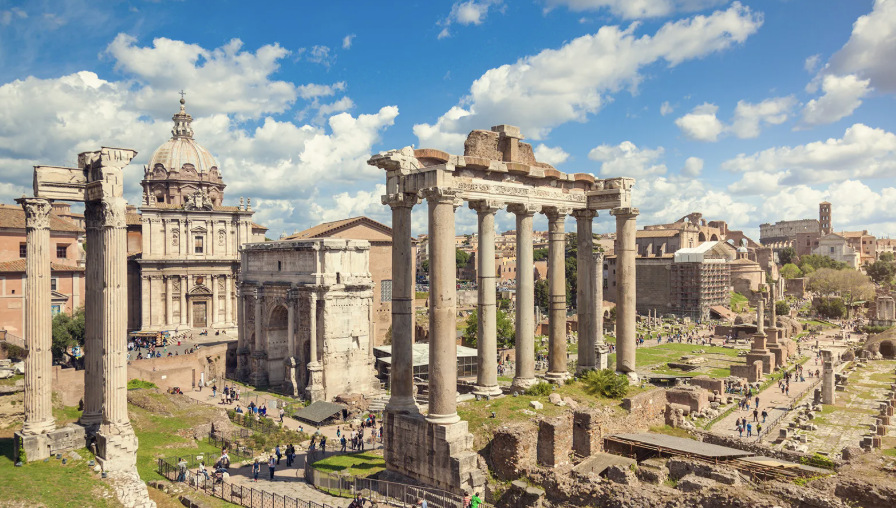 Classics Department Offers Study Abroad in Ancient Rome