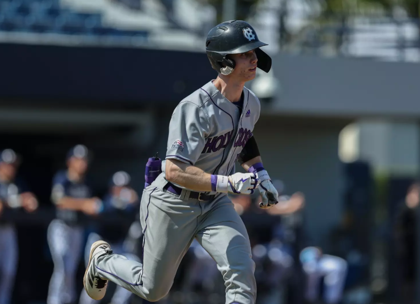 Holy Cross Baseball Team Struggles in Spring Break Trip to Portland